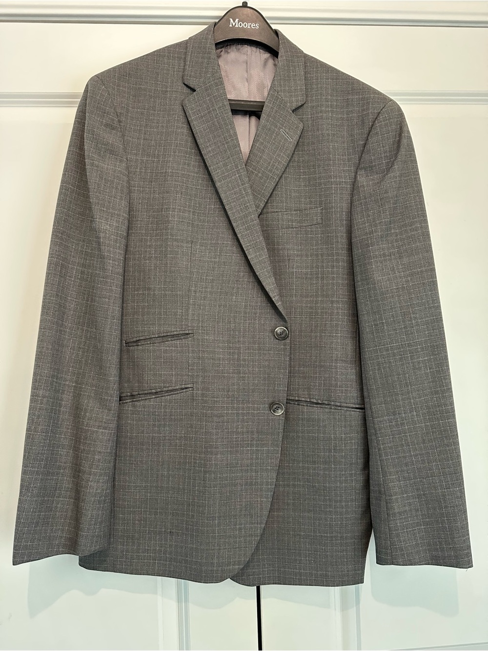 Joseph Abboud Men’s Gray Windowpane Two-Button Blazer